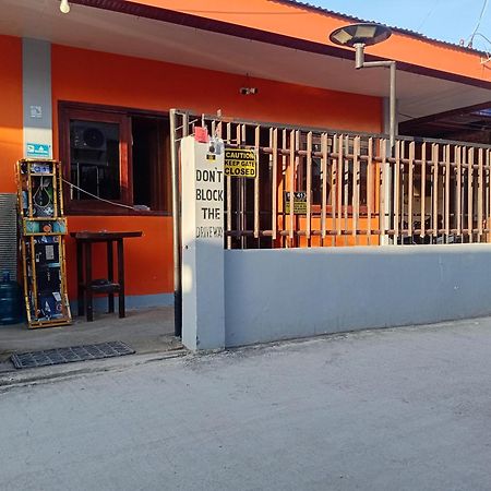 Edgar'S Guest House Moalboal Dış mekan fotoğraf
